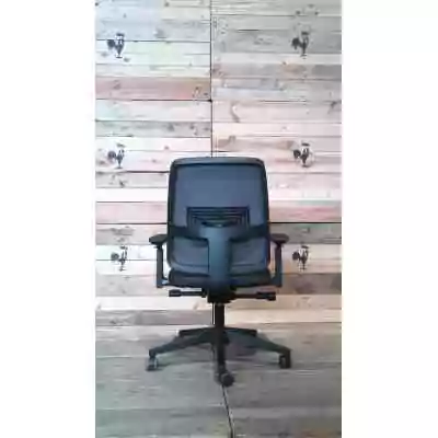 Asiento de piel sintética HAWORTH Comforto29 reacondicionado con reposabrazos 3D